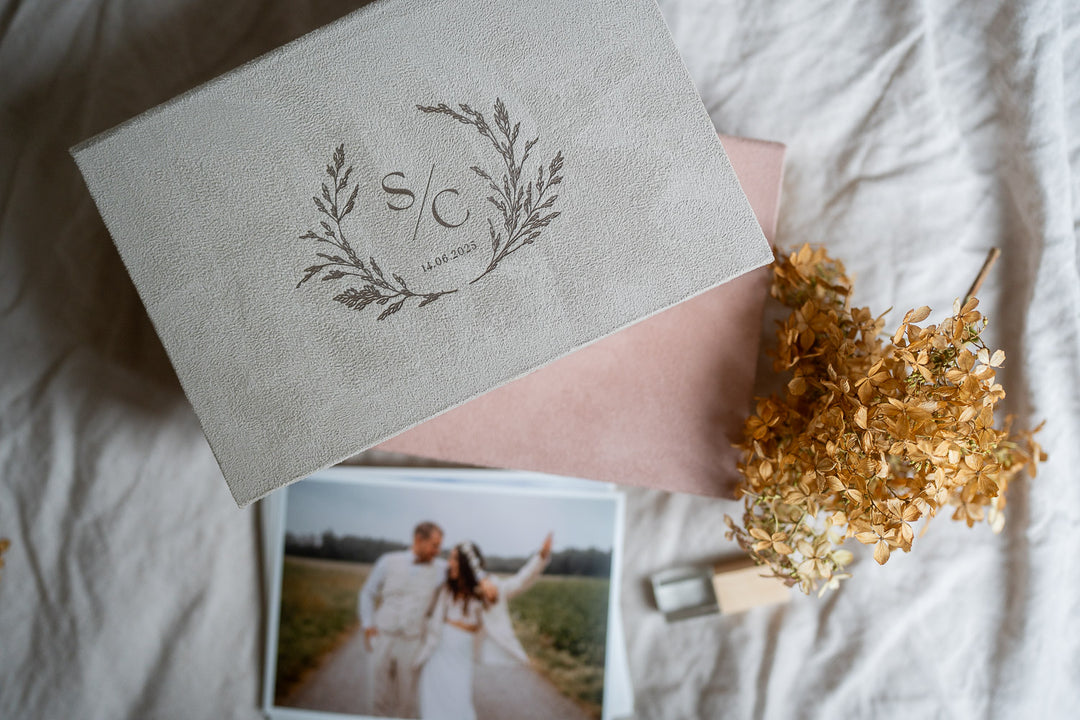 Velvet Book - Holzbox mit Stoffdeckel für Fotos 13x18cm