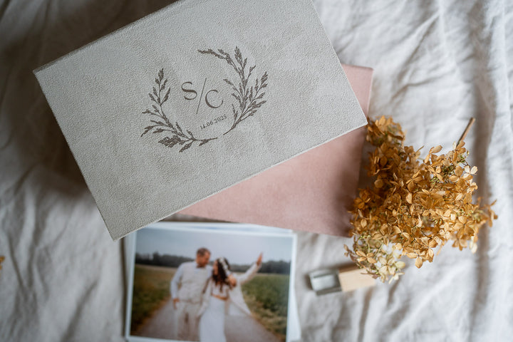 Velvet Book - Holzbox mit Stoffdeckel für Fotos 13x18cm